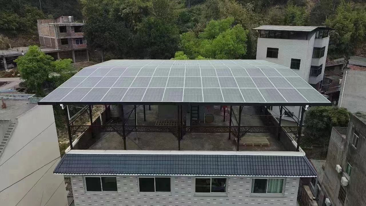 张掖15kw+10kwh自建别墅家庭光伏储能系统